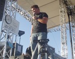 Josh Gracin-m.jpg